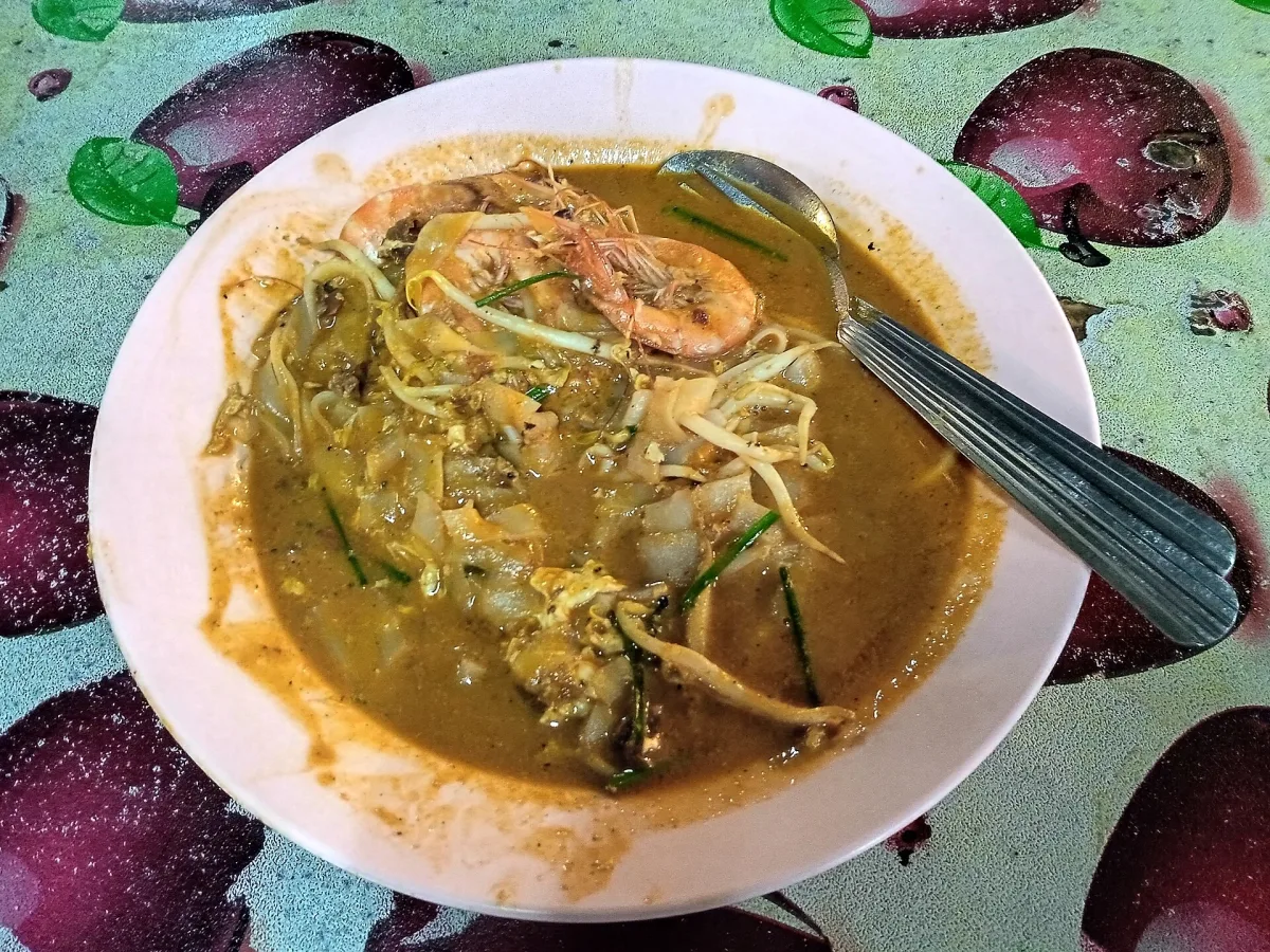 Char kway teow — tăiței săriți