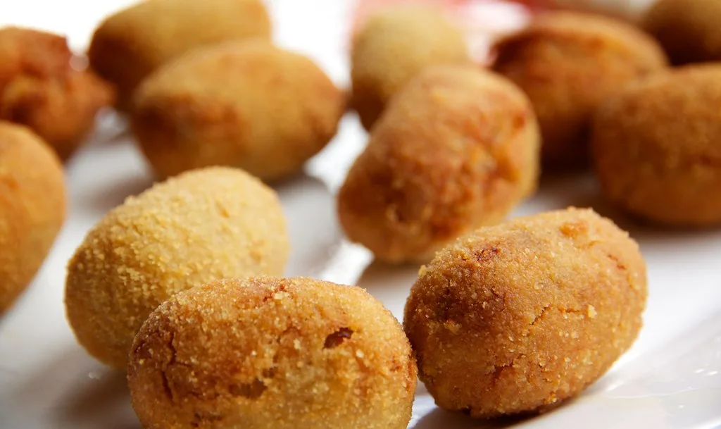 Croquetas spaniole cu șuncă