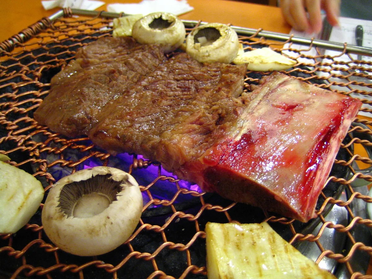 Galbi — coaste coreene la grătar