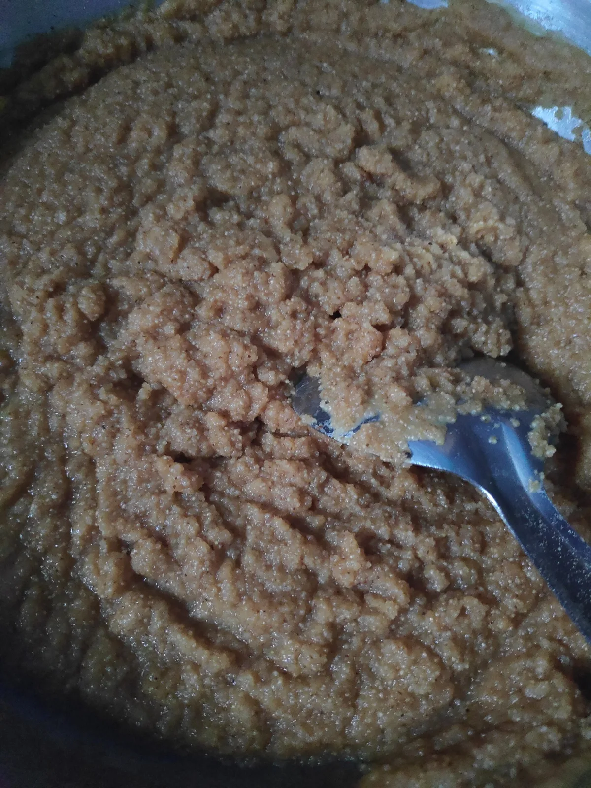 Halva de griș cu nucă