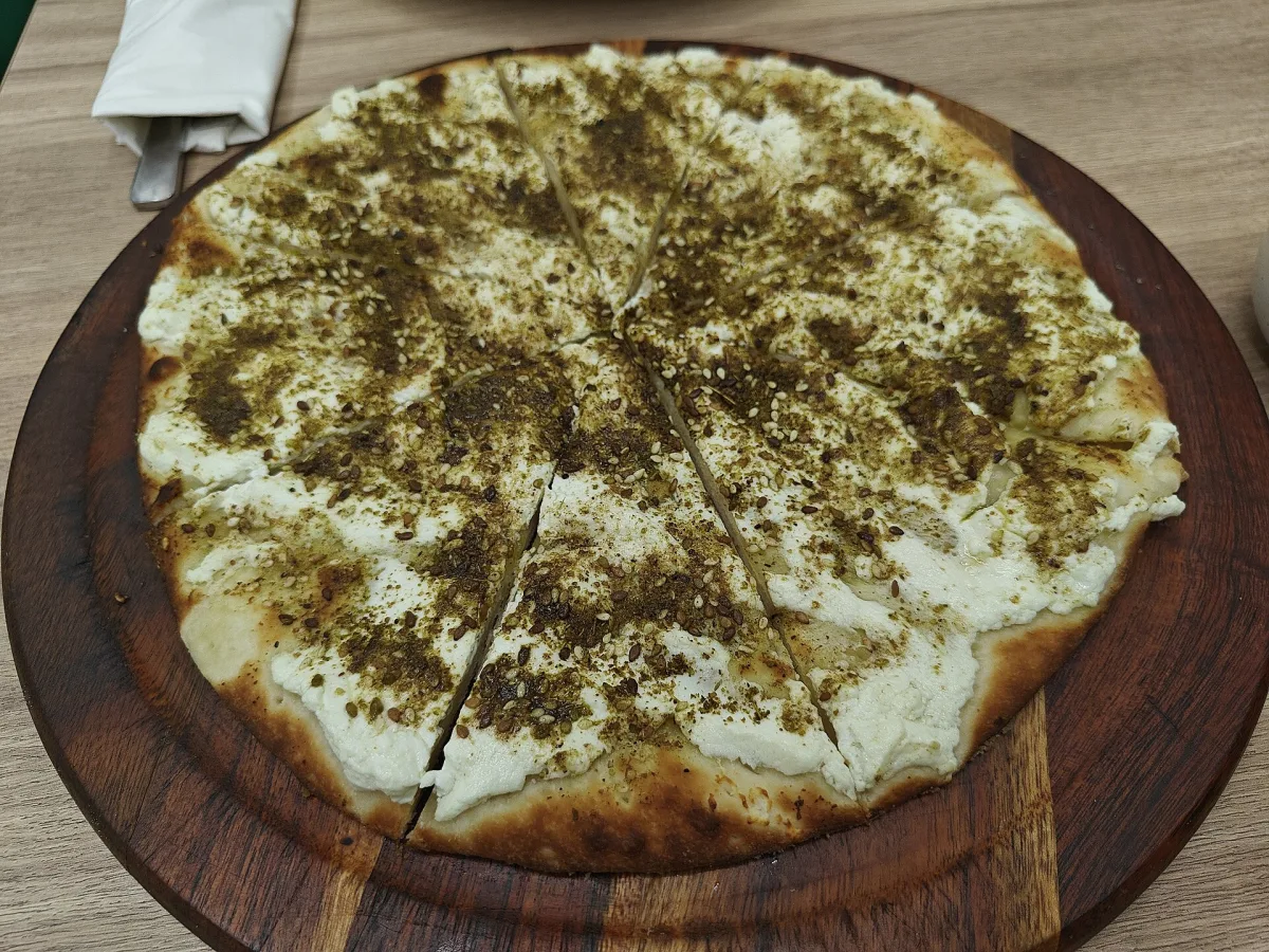Manakish cu za'atar
