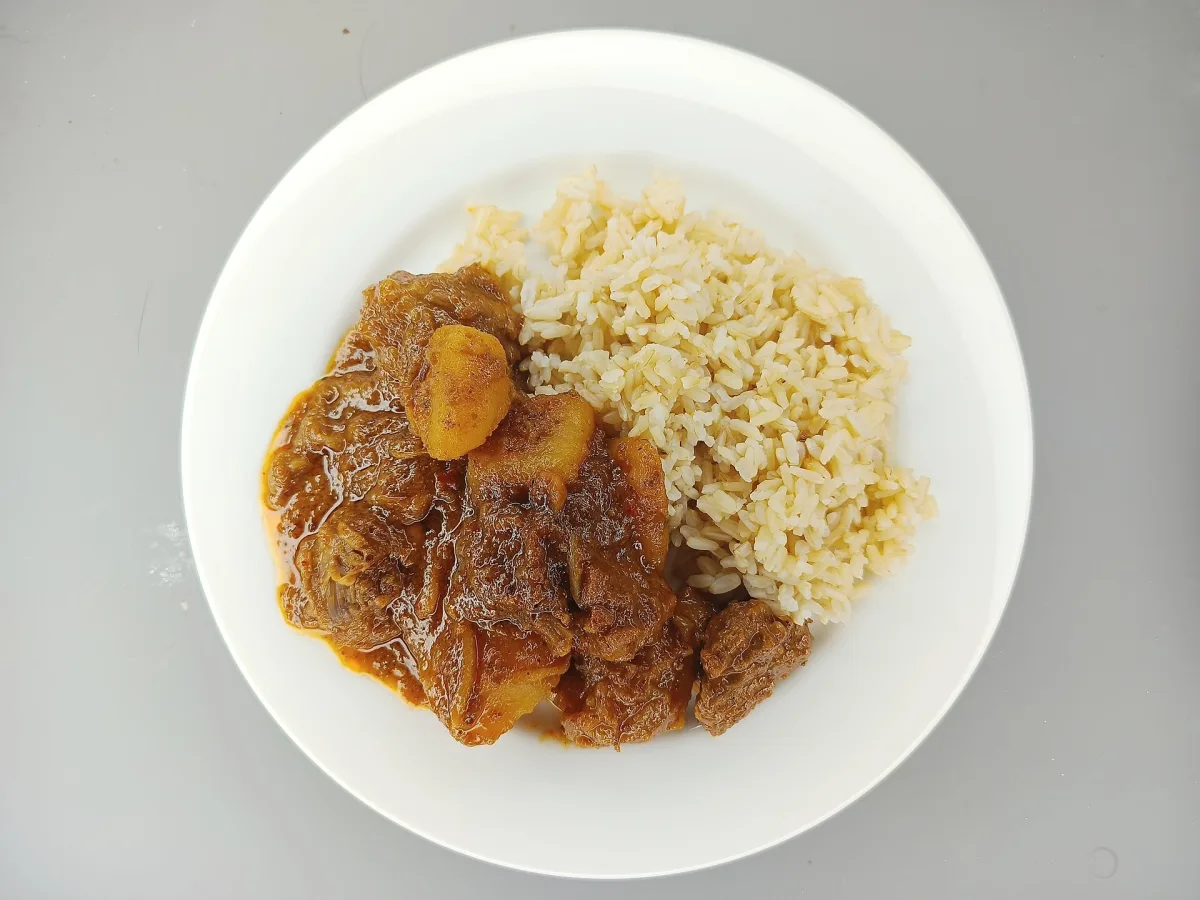 Massaman curry cu vită