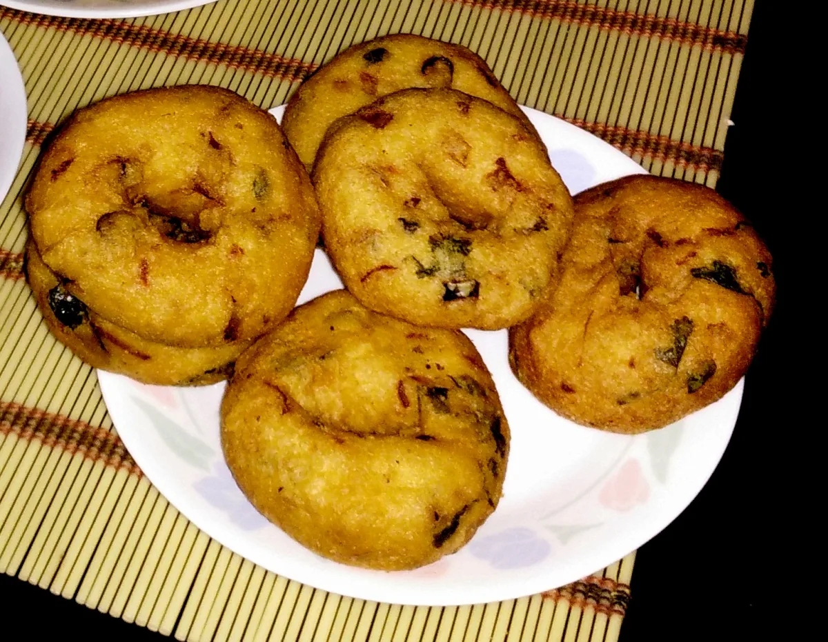 Medu vada — gogoși indiene sărate