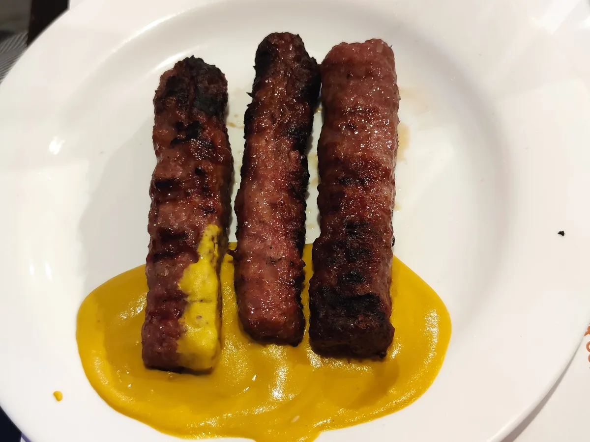 Mici de casă, pufoși și aromați