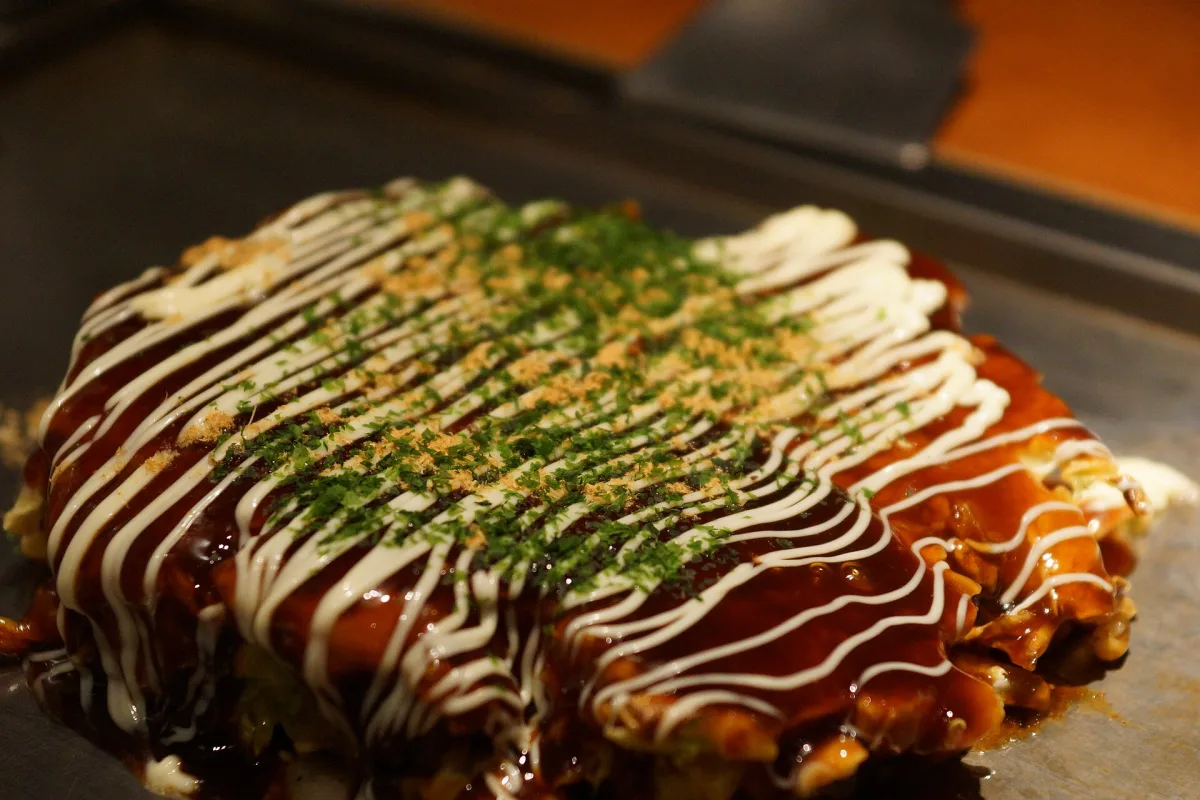 Okonomiyaki — clătita japoneză