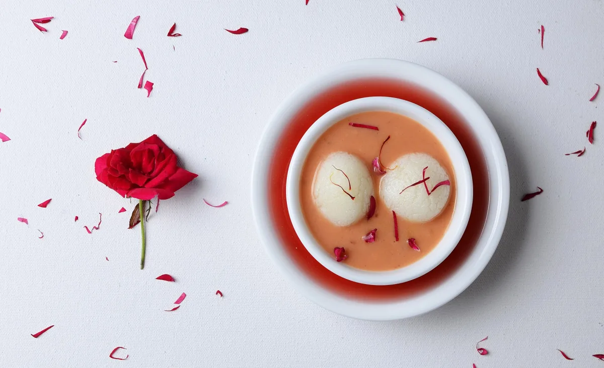Rasgulla — bile de brânză în sirop