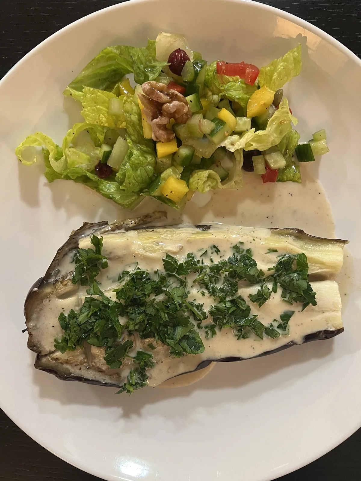 Salată de vinete cu ardei copți