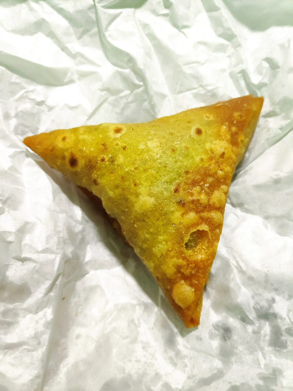 Samosa cu cartofi și mazăre
