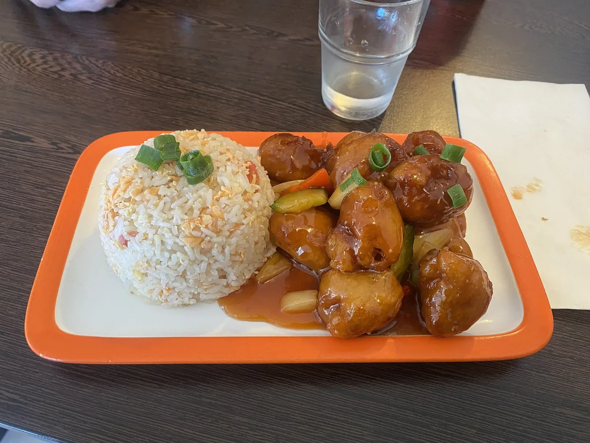 Porc în sos agrodulce