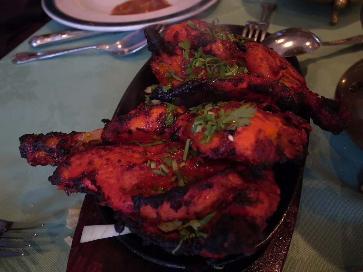Pui tandoori la cuptor